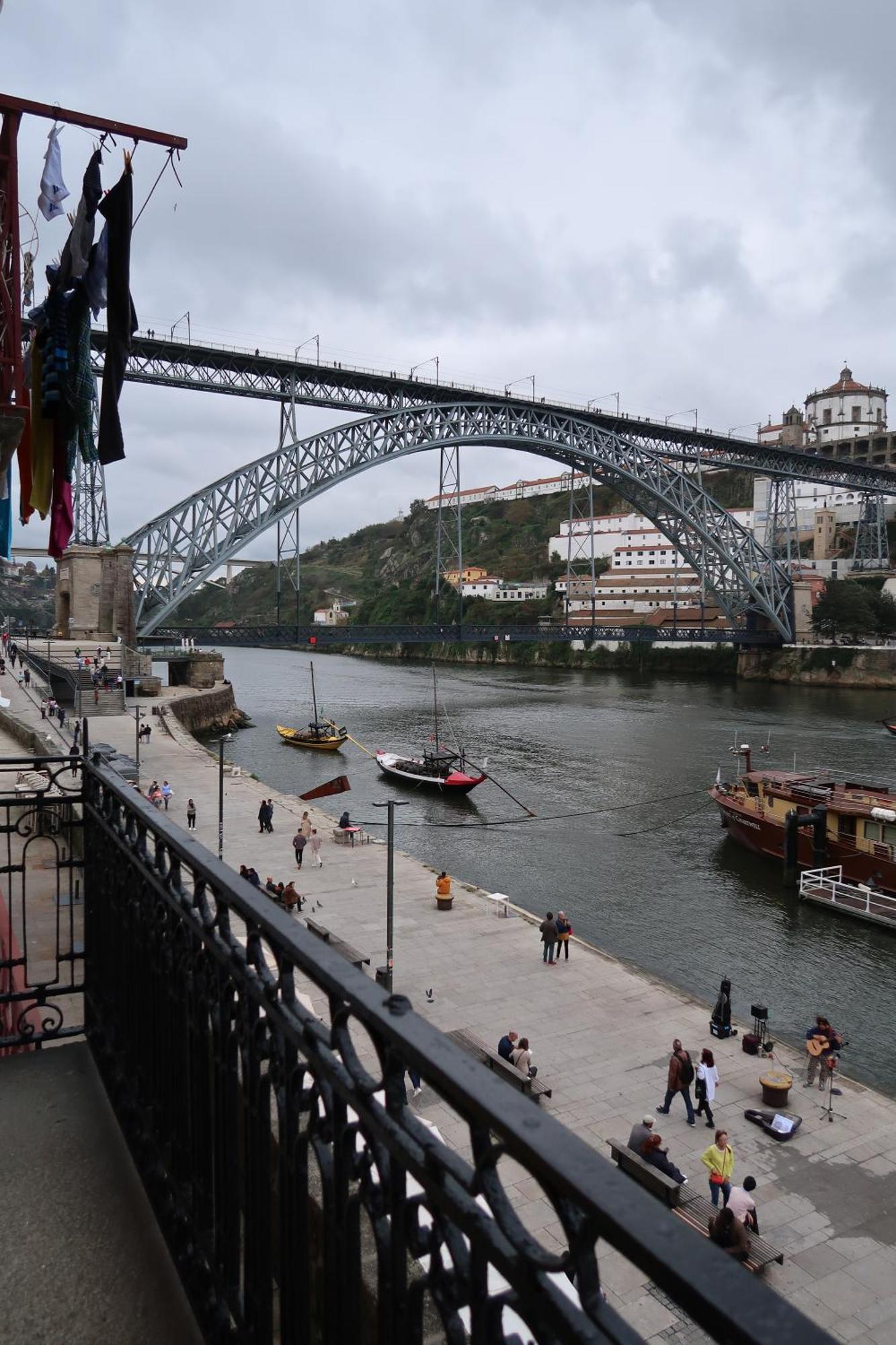 Apartamentos Sobre O Douro Порту Экстерьер фото