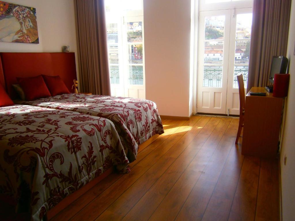 Apartamentos Sobre O Douro Порту Номер фото